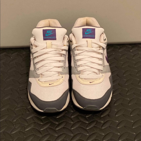 Womens Air Max Navigate 2013 - Picture 3 of 4